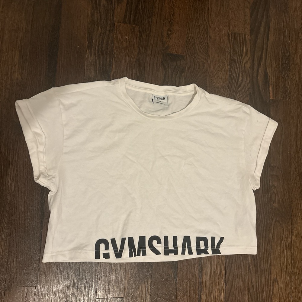 Medium GYMSHARK white crop top